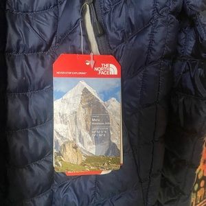 North face MEN’S THERMOBALL